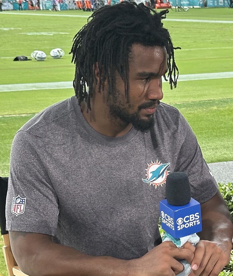 Jaylen Waddle Injury