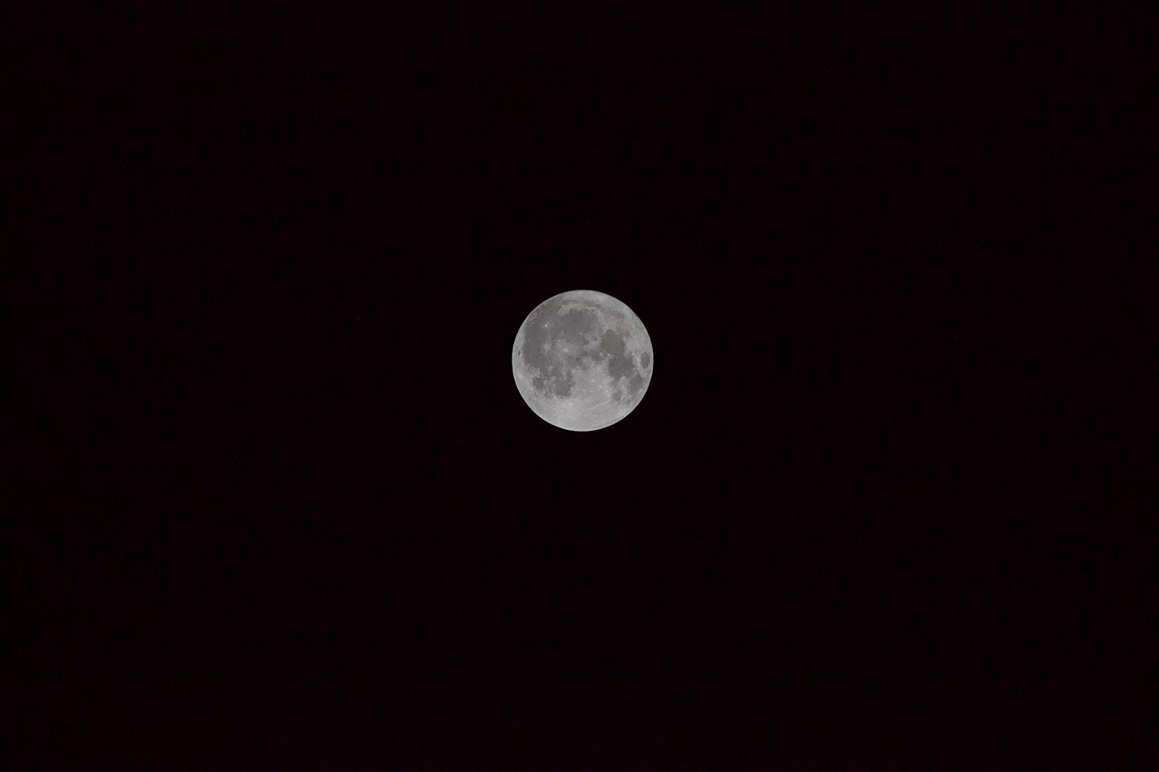 October Hunter Moon